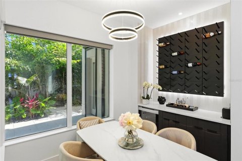 Casa en venta en Sarasota, Florida, 5 dormitorios, 338.16 m2 № 2387369 - foto 29