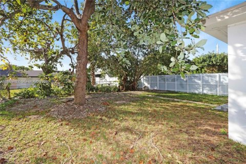 Immobilier commercial à vendre à Miami, Floride: 195.65 m2 № 2053310 - photo 27