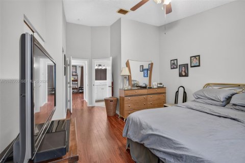 Townhouse in Dania Beach, Florida 2 bedrooms, 103.12 sq.m. № 2376190 - photo 19