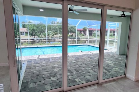 Villa ou maison à vendre à Rotonda, Floride: 4 chambres, 172.98 m2 № 2195410 - photo 22