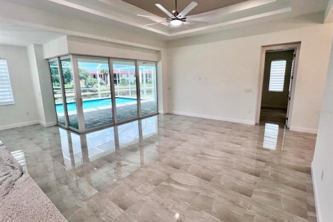 Villa ou maison à vendre à Rotonda, Floride: 4 chambres, 172.98 m2 № 2195410 - photo 13