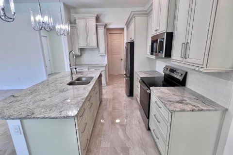 Villa ou maison à vendre à Rotonda, Floride: 4 chambres, 172.98 m2 № 2195410 - photo 4