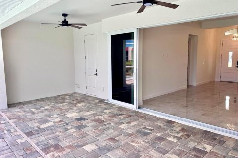 Villa ou maison à vendre à Rotonda, Floride: 4 chambres, 172.98 m2 № 2195410 - photo 27