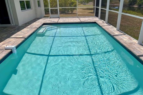 Villa ou maison à vendre à Rotonda, Floride: 4 chambres, 172.98 m2 № 2195410 - photo 25