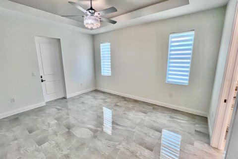 Villa ou maison à vendre à Rotonda, Floride: 4 chambres, 172.98 m2 № 2195410 - photo 29