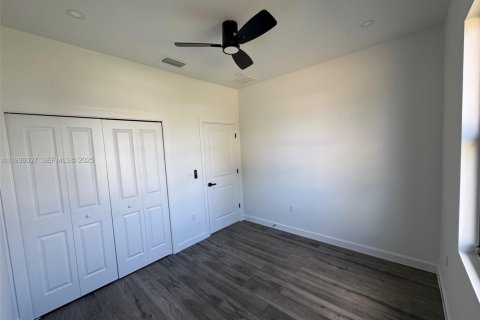 Купить виллу или дом в Кейп-Корал, Флорида 3 спальни, 138.42м2, № 1994152 - фото 25