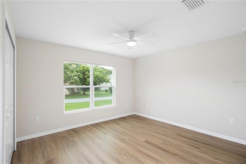 House in Spring Hill, Florida 3 bedrooms, 169.83 sq.m. № 1902104 - photo 8