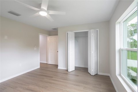 House in Spring Hill, Florida 3 bedrooms, 169.83 sq.m. № 1902104 - photo 9