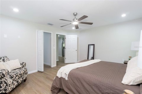 House in Spring Hill, Florida 3 bedrooms, 169.83 sq.m. № 1902104 - photo 20