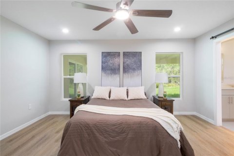 House in Spring Hill, Florida 3 bedrooms, 169.83 sq.m. № 1902104 - photo 19