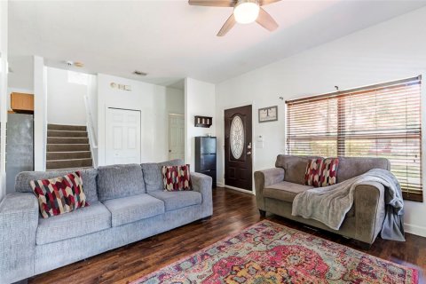 Casa en alquiler en Tampa, Florida, 3 dormitorios, 130.25 m2 № 1910066 - foto 7