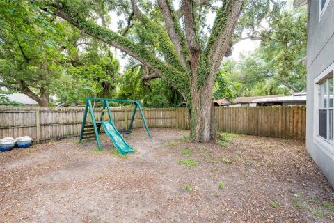 Casa en alquiler en Tampa, Florida, 3 dormitorios, 130.25 m2 № 1910066 - foto 23