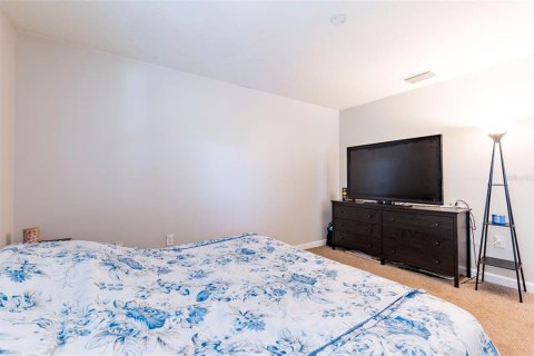 Casa en alquiler en Tampa, Florida, 3 dormitorios, 130.25 m2 № 1910066 - foto 19