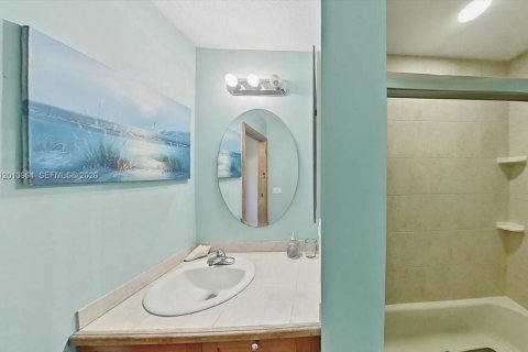 House in Loxahatchee Groves, Florida 5 bedrooms, 185.8 sq.m. № 2076254 - photo 20
