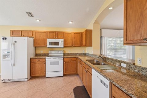 House in Hudson, Florida 3 bedrooms, 156.73 sq.m. № 1853123 - photo 3