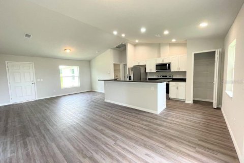 House in Inverness, Florida 3 bedrooms, 118.54 sq.m. № 1879541 - photo 5