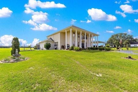 House in Anthony, Florida 4 bedrooms, 568.84 sq.m. № 1824457 - photo 18