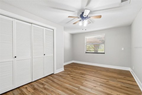 House in Clearwater, Florida 4 bedrooms, 167.13 sq.m. № 2224566 - photo 22