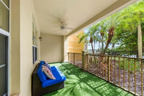 Condominio en venta en Orlando, Florida, 2 dormitorios, 169.36 m2 № 2431168 - foto 3