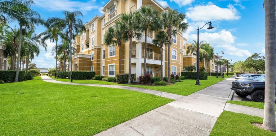 Condominio en Orlando, Florida, 2 dormitorios № 2431168