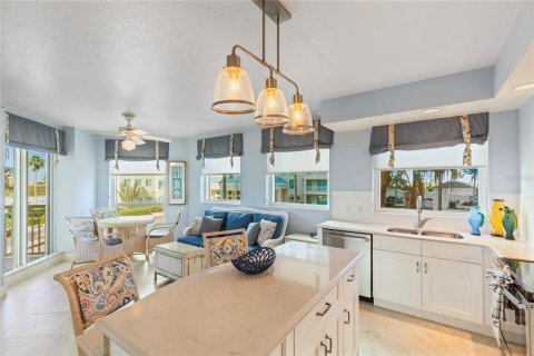Copropriété à vendre à Clearwater, Floride: 3 chambres, 234.21 m2 № 2218937 - photo 19