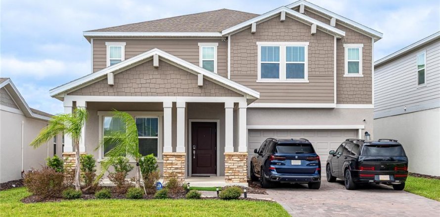 Villa ou maison à Clermont, Floride 5 chambres, 312.52 m2 № 2388653