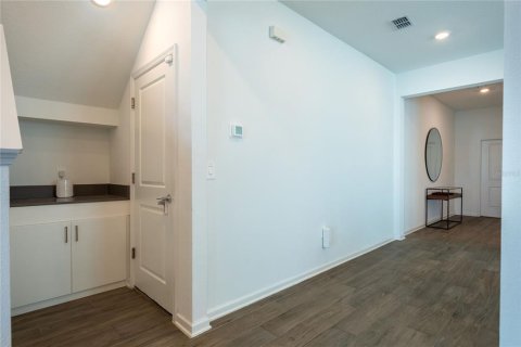 Villa ou maison à vendre à Clermont, Floride: 5 chambres, 312.52 m2 № 2388653 - photo 5