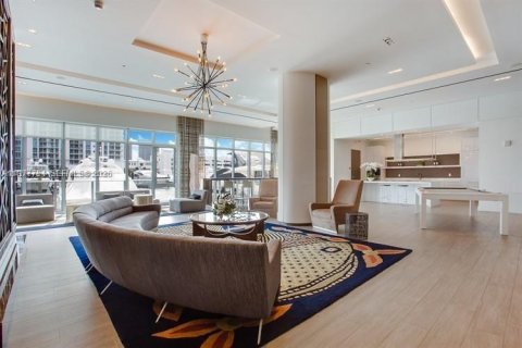 Condominio en alquiler en North Miami Beach, Florida, 2 dormitorios, 155.15 m2 № 2044865 - foto 30