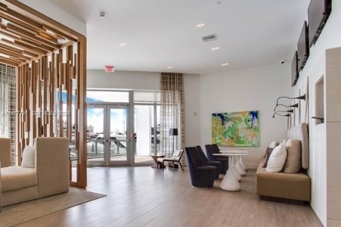 Condominio en alquiler en North Miami Beach, Florida, 2 dormitorios, 155.15 m2 № 2044865 - foto 26