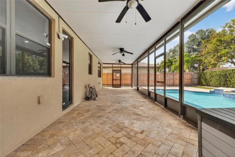 Casa en venta en Homestead, Florida, 4 dormitorios, 239.04 m2 № 2045302 - foto 21