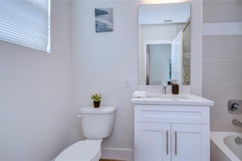 Купить таунхаус в Раскин, Флорида 5 комнат, 116.87м2, № 1917656 - фото 24