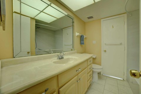 Copropriété à vendre à Boynton Beach, Floride: 2 chambres, 67.73 m2 № 2182555 - photo 11