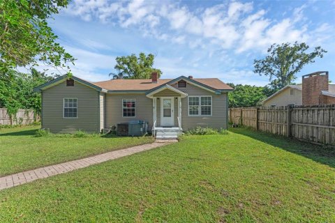 House in Orlando, Florida 3 bedrooms, 78.04 sq.m. № 1854072 - photo 1