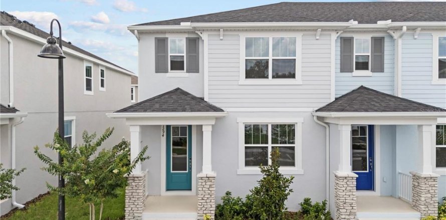 Townhouse in Winter Springs, Florida 4 bedrooms, 155.89 sq.m. № 1809884