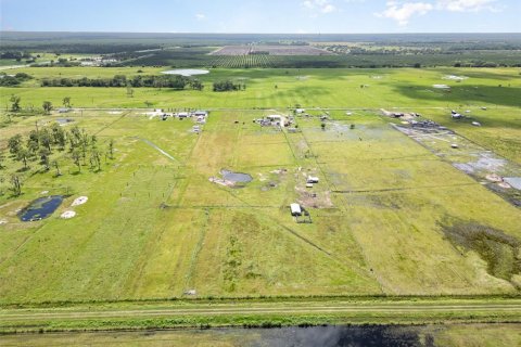 Terreno en venta en Venus, Florida № 1916521 - foto 8