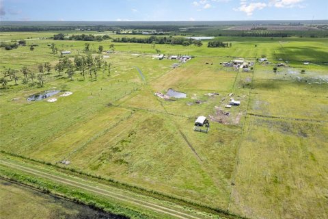 Terreno en venta en Venus, Florida № 1916521 - foto 3