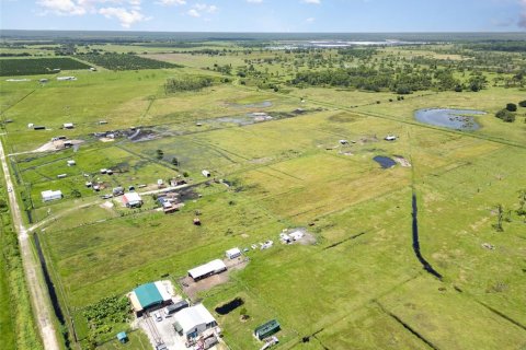 Terreno en venta en Venus, Florida № 1916521 - foto 12
