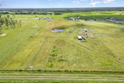 Terreno en venta en Venus, Florida № 1916521 - foto 4