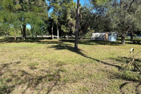Propiedad comercial en venta en Loxahatchee Groves, Florida № 2006331 - foto 10