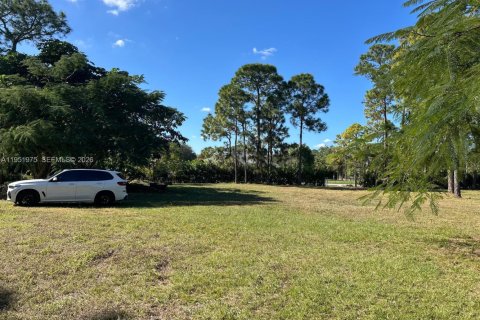 Propiedad comercial en venta en Loxahatchee Groves, Florida № 2006331 - foto 12