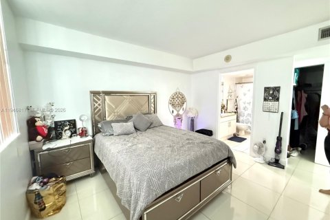 Купить кондоминиум в Майами, Флорида 2 спальни, 88.07м2, № 2005363 - фото 8