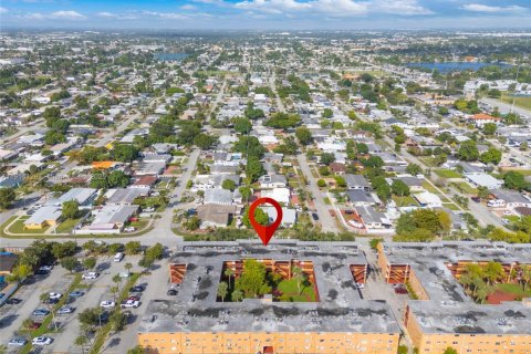 Appartement à louer à Hialeah, Floride: 1 chambre, 54.16 m2 № 1971517 - photo 18