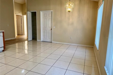 Villa ou maison à vendre à Kissimmee, Floride: 4 chambres, 179.21 m2 № 2360762 - photo 7