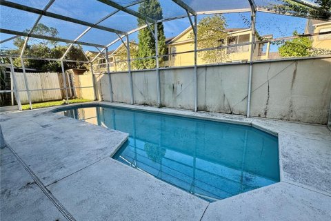 Villa ou maison à vendre à Kissimmee, Floride: 4 chambres, 179.21 m2 № 2360762 - photo 4