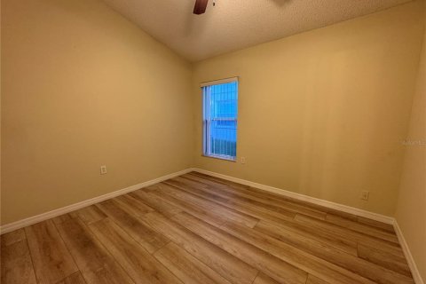 Villa ou maison à vendre à Kissimmee, Floride: 4 chambres, 179.21 m2 № 2360762 - photo 13