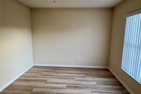 Villa ou maison à vendre à Kissimmee, Floride: 4 chambres, 179.21 m2 № 2360762 - photo 14