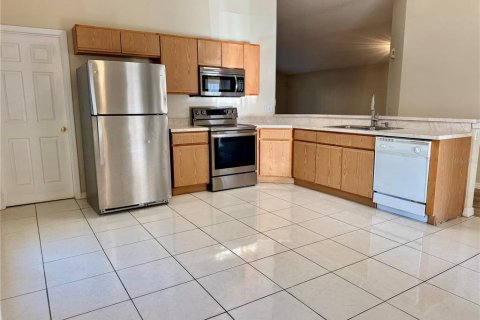 Villa ou maison à vendre à Kissimmee, Floride: 4 chambres, 179.21 m2 № 2360762 - photo 9