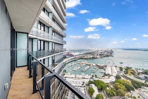 Copropriété à louer à Miami, Floride: 3 chambres, 96.62 m2 № 2152469 - photo 4