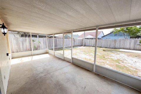 House in Orlando, Florida 2 bedrooms, 97.92 sq.m. № 2116130 - photo 20