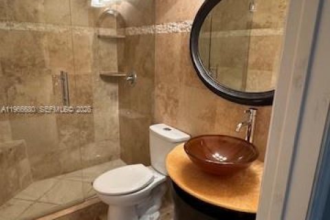 Снять в аренду виллу или дом в Маргит, Флорида 3 спальни, 153.85м2, № 2028847 - фото 13